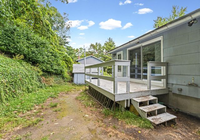91 Conant Road, Nashua, NH 03062