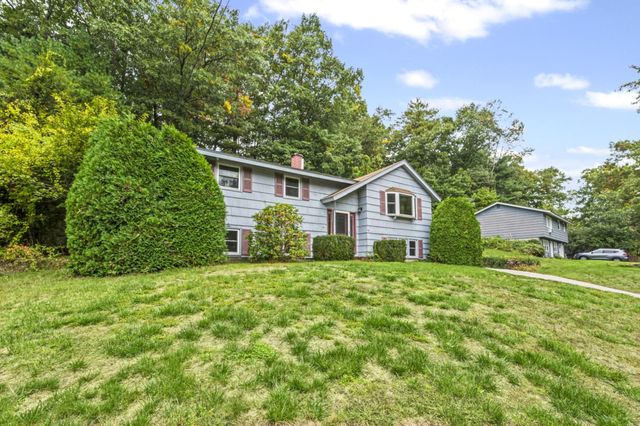 91 Conant Road, Nashua, NH 03062