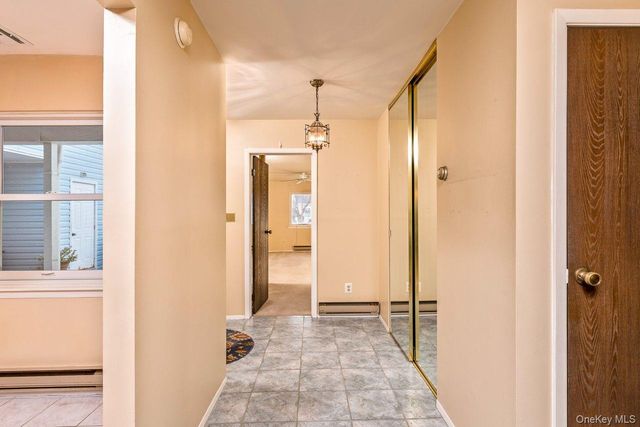 705 Cabot Court W, Saint James, NY 11780