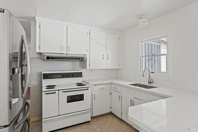 850 Mendocino Dr, Ukiah, CA 95482