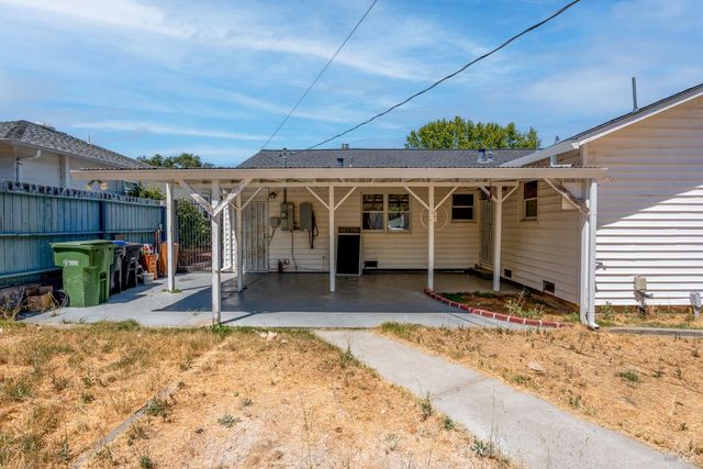 850 Mendocino Dr, Ukiah, CA 95482