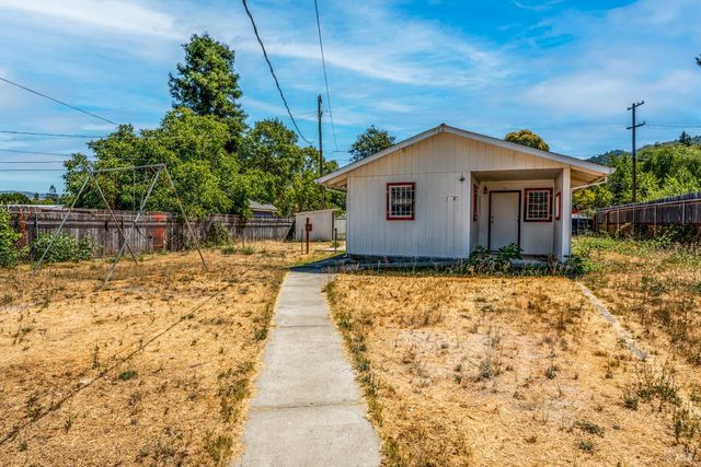 850 Mendocino Dr, Ukiah, CA 95482