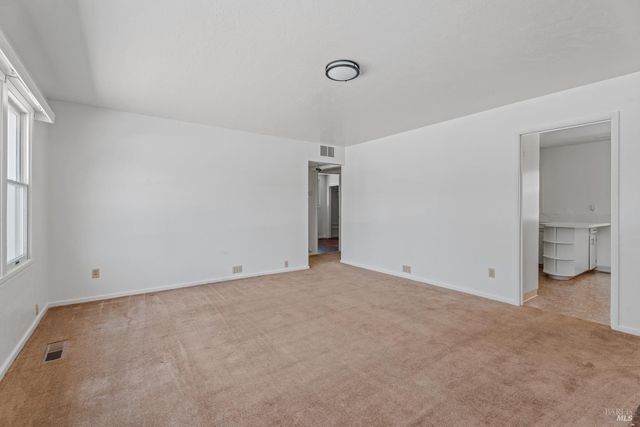 850 Mendocino Dr, Ukiah, CA 95482