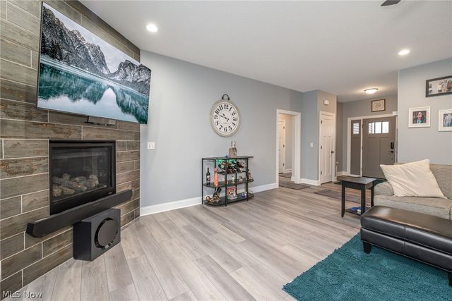 341 Cherry Ridge, Tallmadge, OH 44278