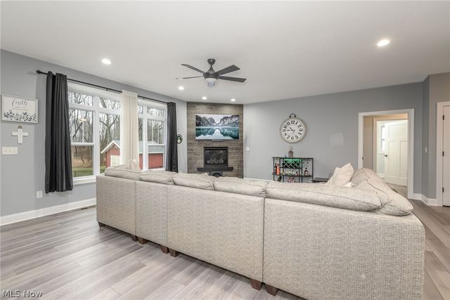 341 Cherry Ridge, Tallmadge, OH 44278