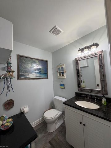 1042 Lands End WAY, Virginia Beach, VA 23451