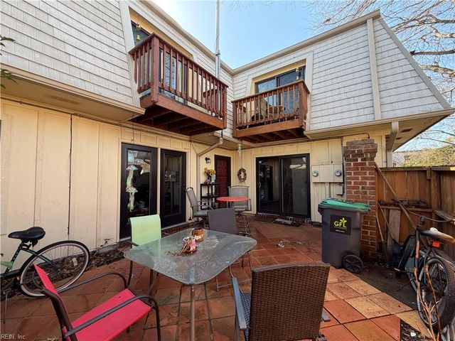 1042 Lands End WAY, Virginia Beach, VA 23451