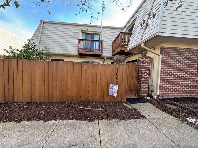 1042 Lands End WAY, Virginia Beach, VA 23451