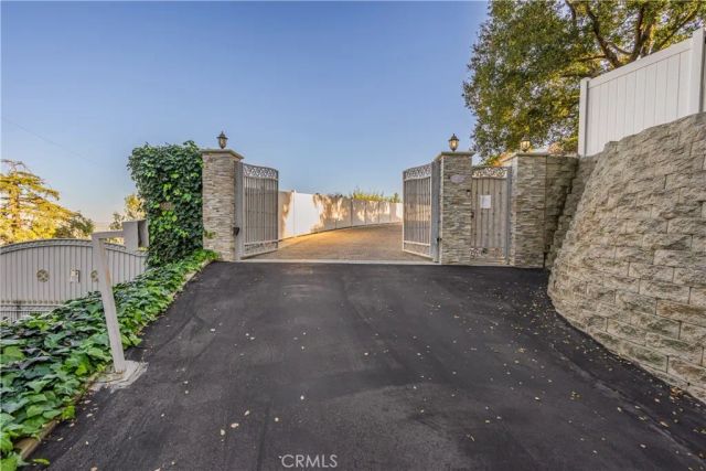 14774 Edgeridge Drive, Hacienda Heights, CA 91745