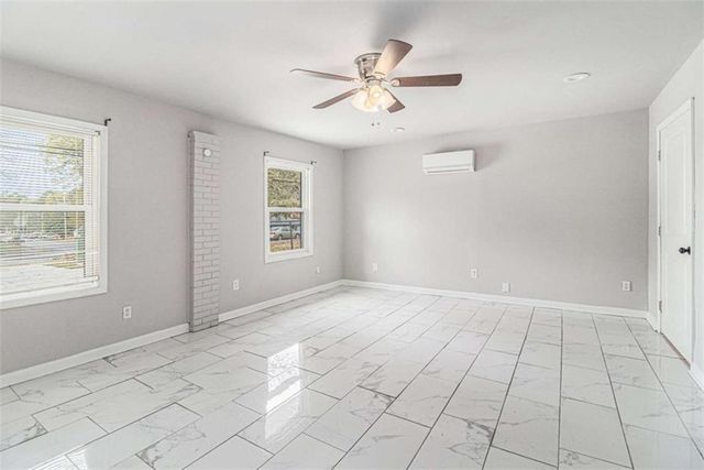 187 Hamilton E Holmes Drive, Atlanta, GA 30318