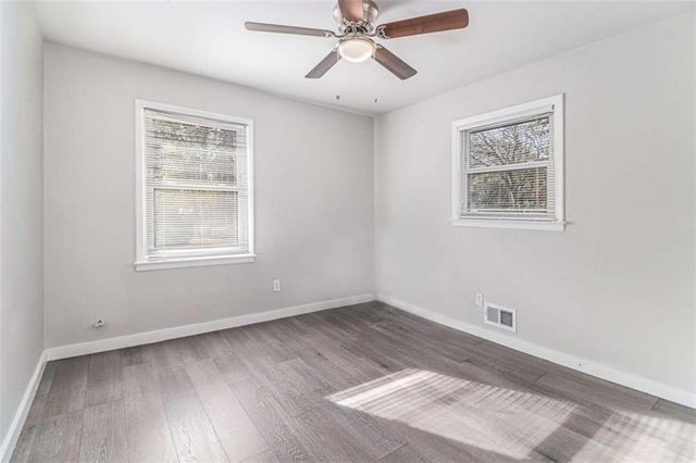 187 Hamilton E Holmes Drive, Atlanta, GA 30318