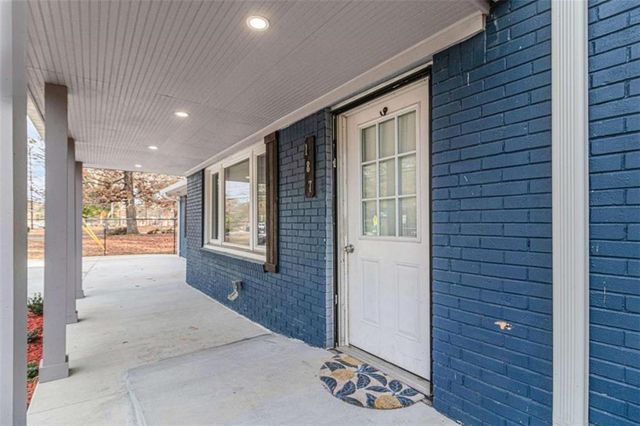187 Hamilton E Holmes Drive, Atlanta, GA 30318
