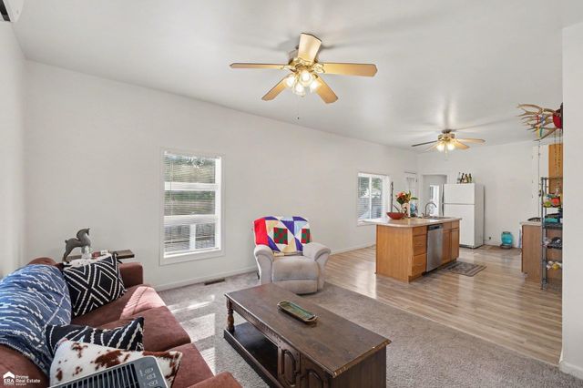 704 E North Street, Owosso, MI 48867