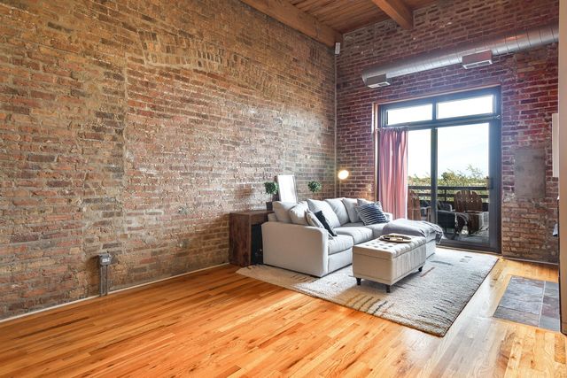 1735 W Diversey Parkway 519, Chicago, IL 60614