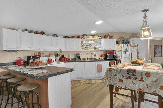 602 N Commerce, Overton, TX 75684