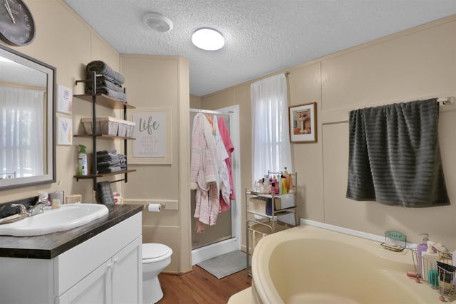 602 N Commerce, Overton, TX 75684