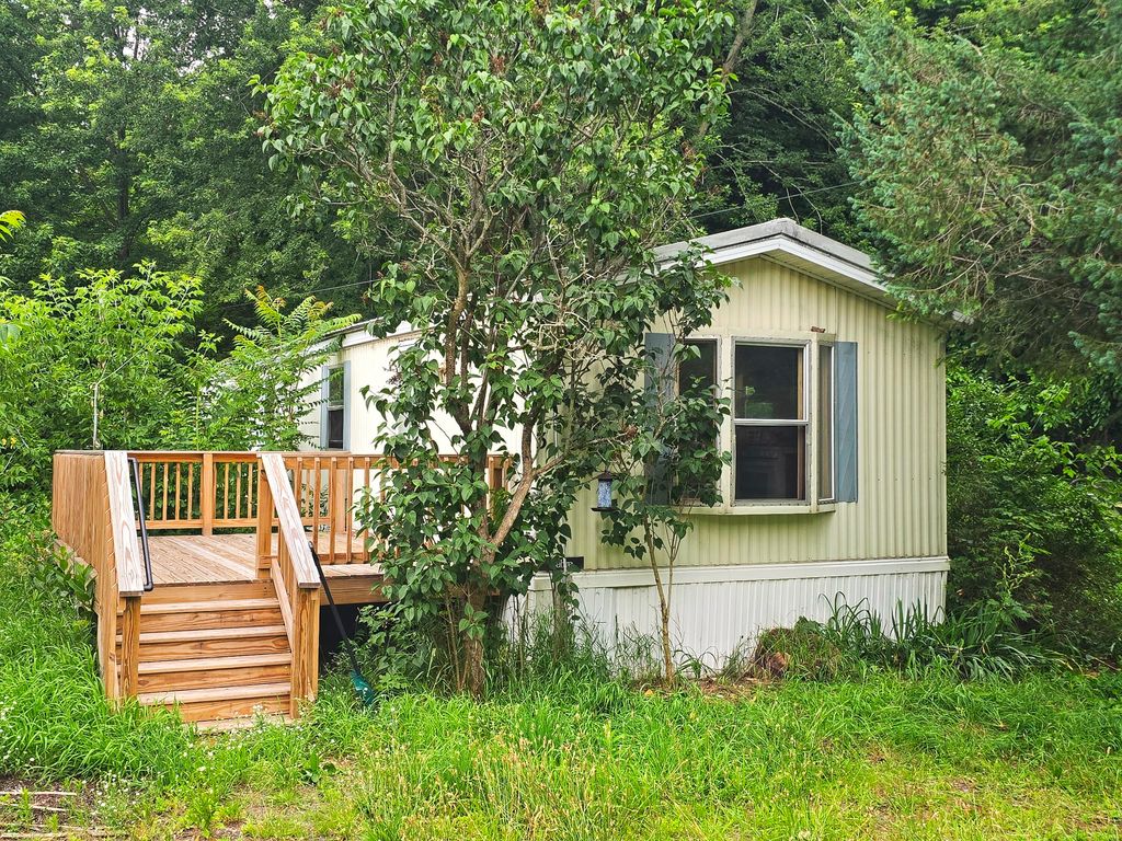 123 Sessions Road, Shelby Vlg, MI 49455