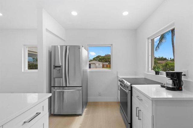 631 NE 56th Court, Fort Lauderdale, FL 33334
