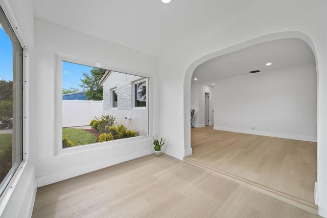 631 NE 56th Court, Fort Lauderdale, FL 33334