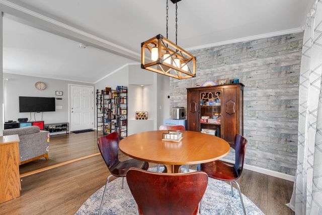 302 Penny Lane, Shelburne, VT 05482