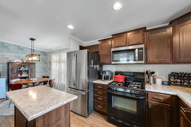 302 Penny Lane, Shelburne, VT 05482