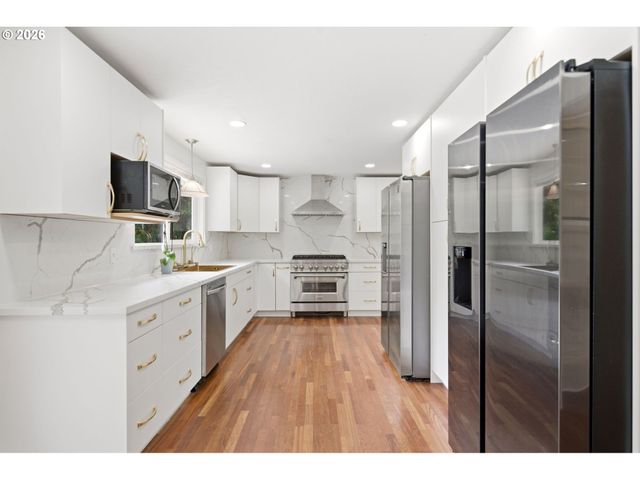 14770 Sw HART Rd, Beaverton, OR 97007