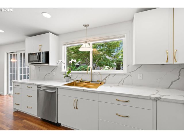 14770 Sw HART Rd, Beaverton, OR 97007