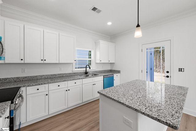 207 Wildwood Drive, Greer, SC 29651