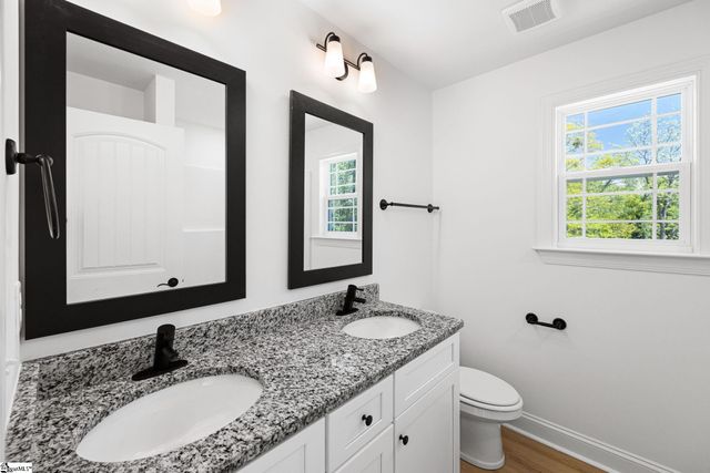 207 Wildwood Drive, Greer, SC 29651