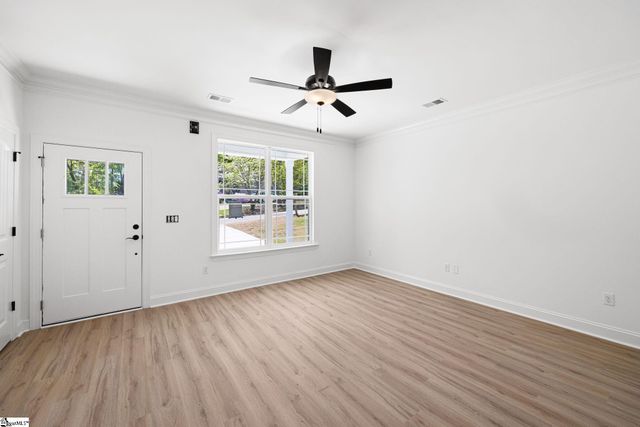 207 Wildwood Drive, Greer, SC 29651