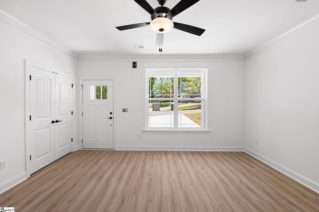 207 Wildwood Drive, Greer, SC 29651