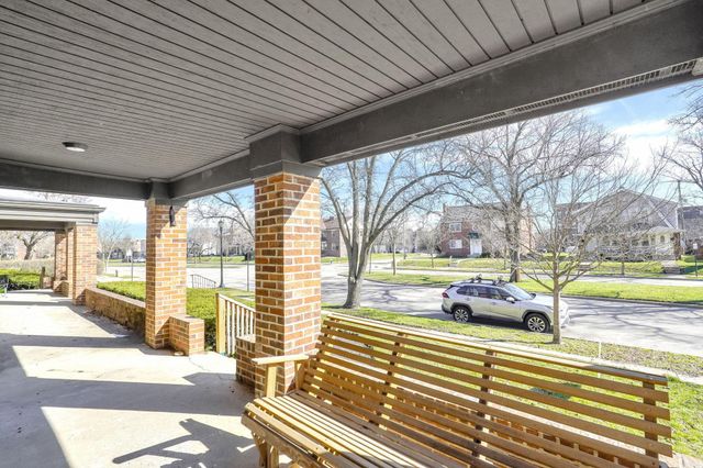 827 Northwest Boulevard, 827-833, Columbus, OH 43212