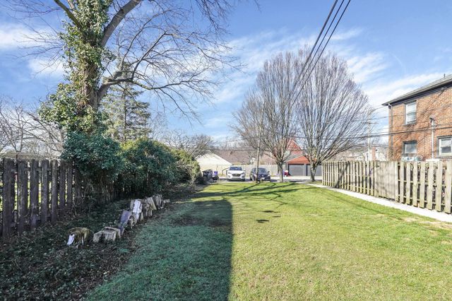 827 Northwest Boulevard, 827-833, Columbus, OH 43212