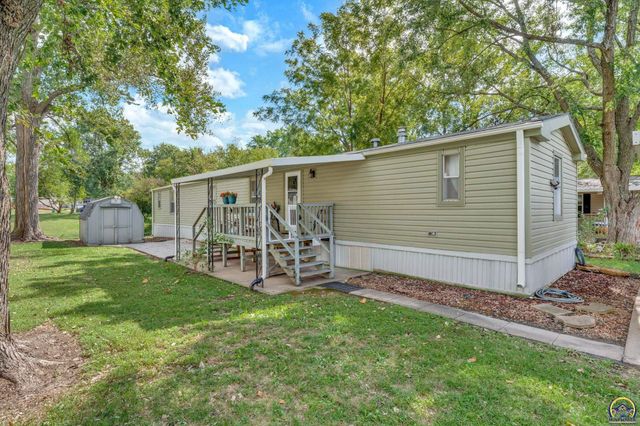 213 SE 47th ST, Topeka, KS 66609