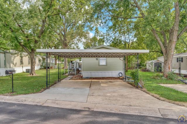213 SE 47th ST, Topeka, KS 66609