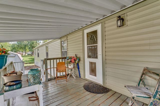 213 SE 47th ST, Topeka, KS 66609