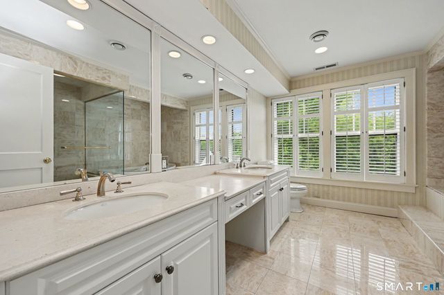 12 Ludlow Manor, Norwalk, CT 06855