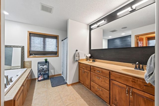 5701 Oregon Court, Crystal, MN 55428
