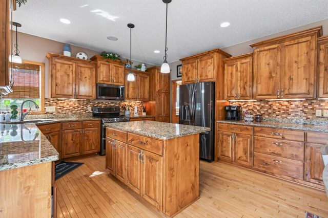 5701 Oregon Court, Crystal, MN 55428