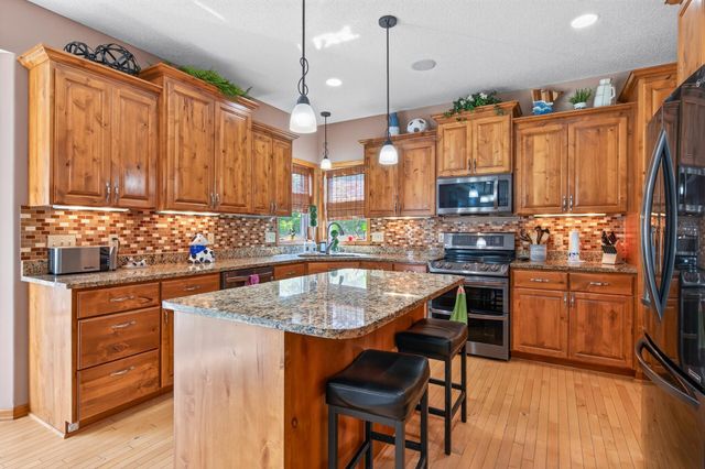 5701 Oregon Court, Crystal, MN 55428