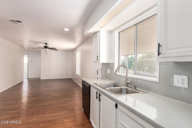 2650 W UNION HILLS Drive 163, Phoenix, AZ 85027