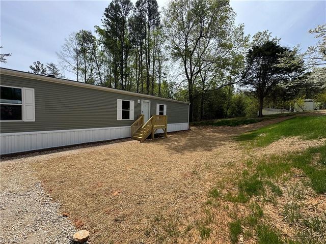 5787 Davis Road, Walkertown, NC 27051