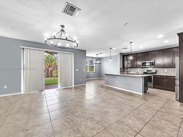 6447 Osprey Landing St, Davie, FL 33314