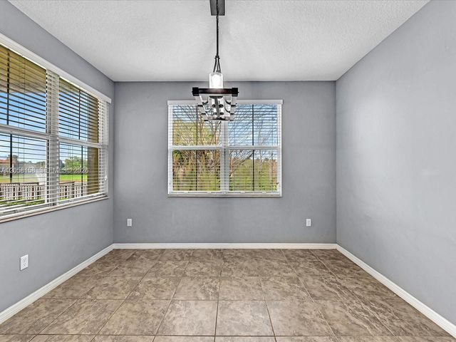 6447 Osprey Landing St, Davie, FL 33314