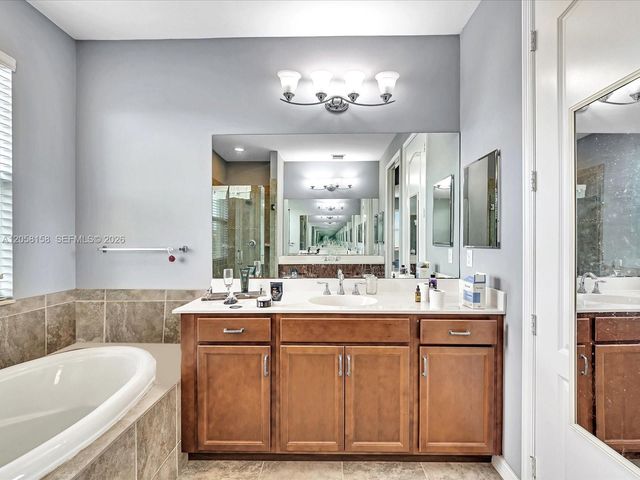 6447 Osprey Landing St, Davie, FL 33314