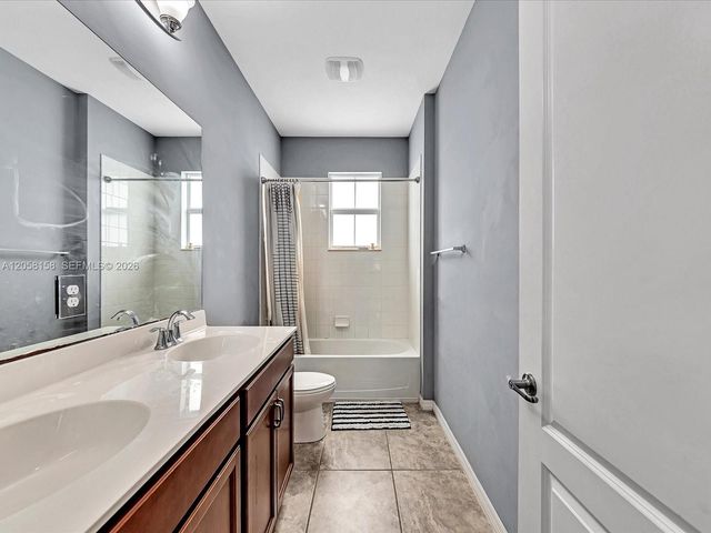 6447 Osprey Landing St, Davie, FL 33314