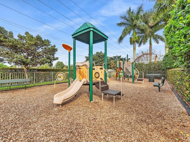 6447 Osprey Landing St, Davie, FL 33314