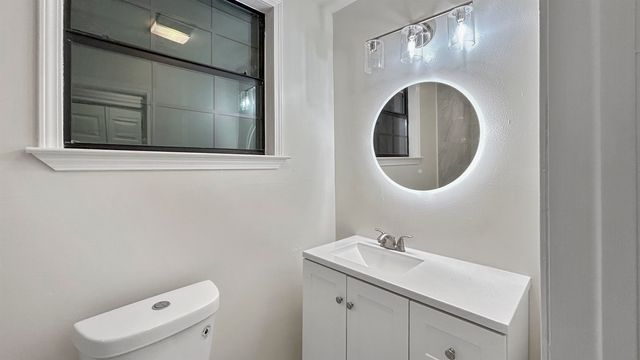 2320 Allen St, New Orleans, LA 70119