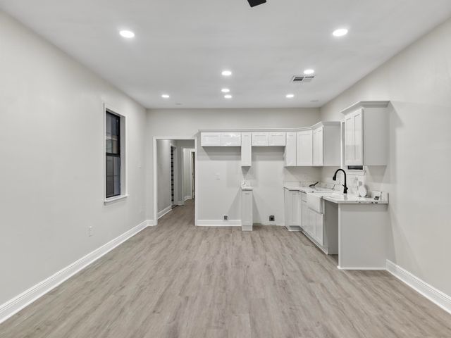 2320 Allen St, New Orleans, LA 70119