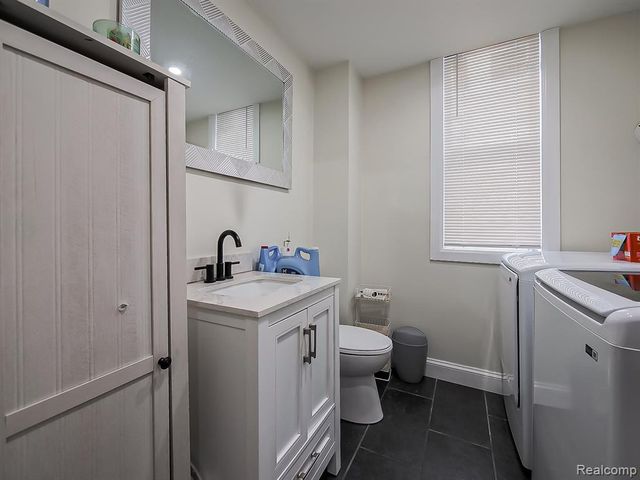 420 Mount Vernon Street, Detroit, MI 48202